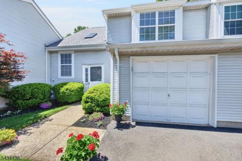 147 Picadilly Place Franklin NJ 08873