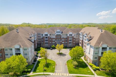 10402 Warrens Way Wanaque NJ 07465