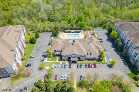 10402 Warrens Way Wanaque NJ 07465