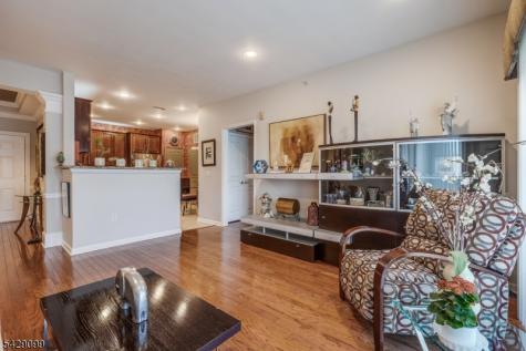 10402 Warrens Way Wanaque NJ 07465
