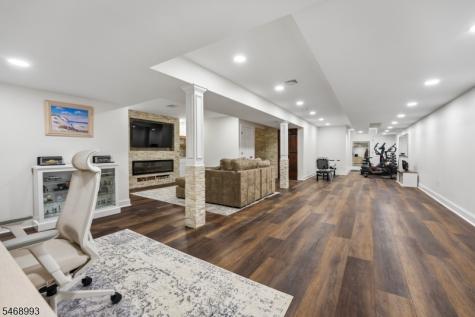 4 Meadowbrook Club Way Far Hills NJ 07931