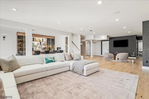 69 Aspen Drive Cedar Grove NJ 07009