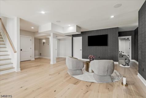 69 Aspen Drive Cedar Grove NJ 07009