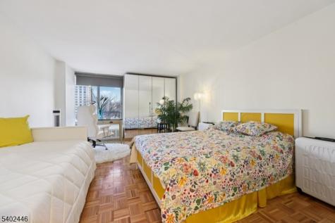 1 Claridge Drive Verona NJ 07044