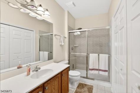 13 Fairchild Lane Wantage NJ 07461