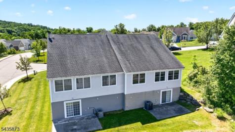 13 Fairchild Lane Wantage NJ 07461