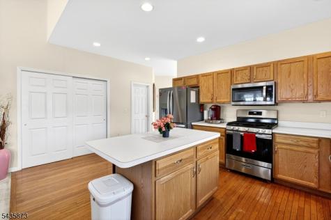 13 Fairchild Lane Wantage NJ 07461