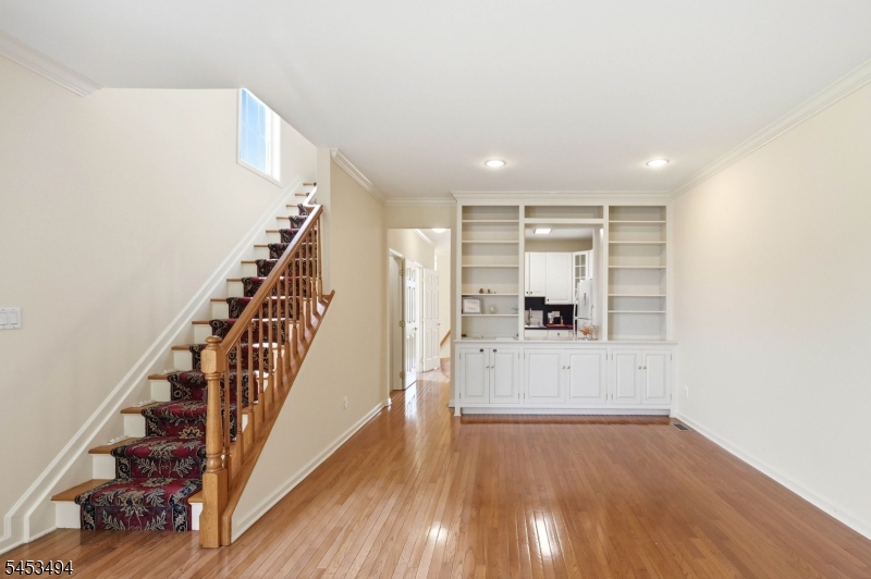 427 Hartford Drive Nutley NJ 07110