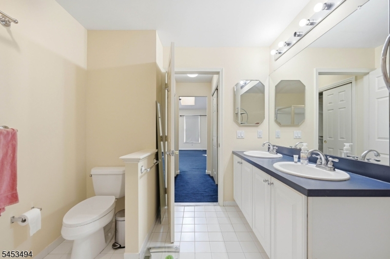 427 Hartford Drive Nutley NJ 07110