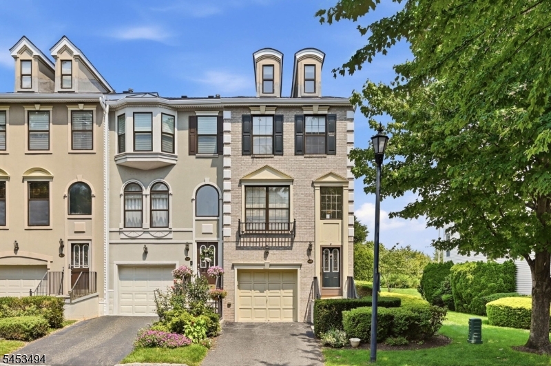 427 Hartford Drive Nutley NJ 07110