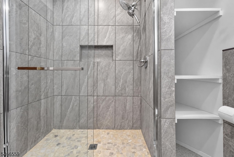 55 Chelsea Circle Raritan NJ 08822