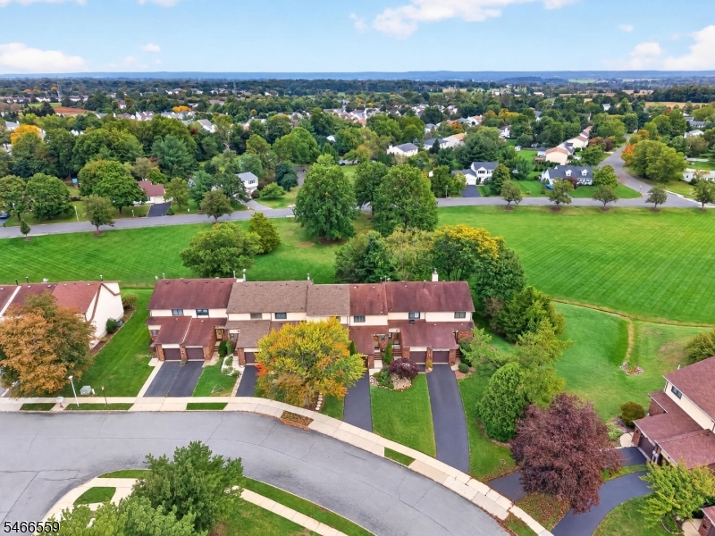 55 Chelsea Circle Raritan NJ 08822