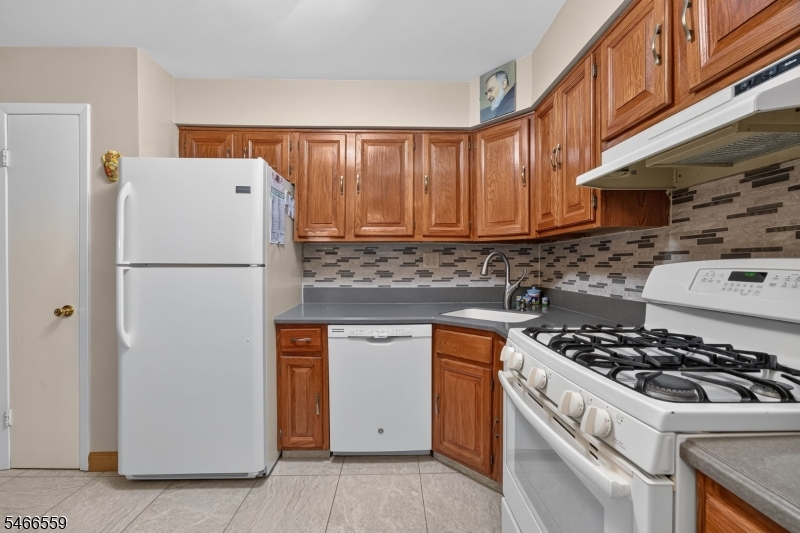 55 Chelsea Circle Raritan NJ 08822