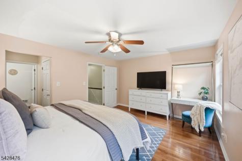204 Swathmore Drive Nutley NJ 07110