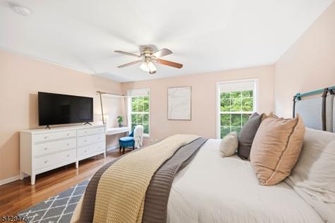 204 Swathmore Drive Nutley NJ 07110