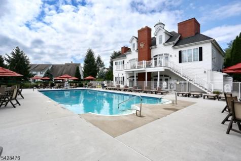 204 Swathmore Drive Nutley NJ 07110