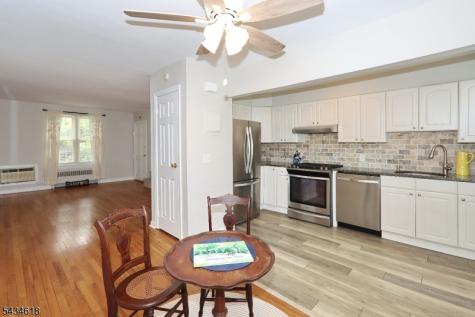 43 Parkway Village Cranford NJ 07016