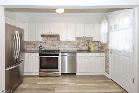 43 Parkway Village Cranford NJ 07016
