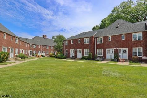 43 Parkway Village Cranford NJ 07016