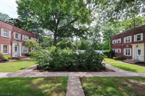 43 Parkway Village Cranford NJ 07016