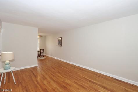43 Parkway Village Cranford NJ 07016