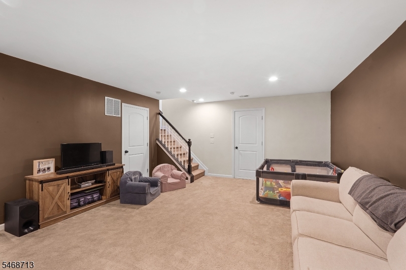14 Blazingstar Way Allamuchy NJ 07840