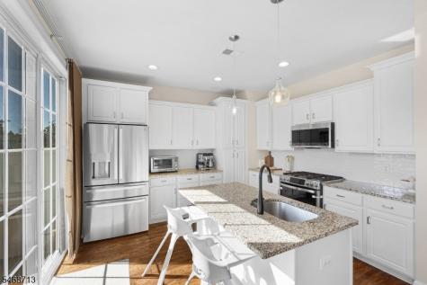 14 Blazingstar Way Allamuchy NJ 07840