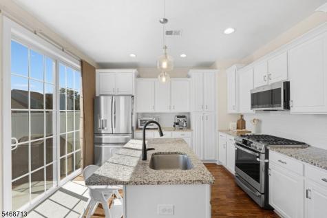 14 Blazingstar Way Allamuchy NJ 07840
