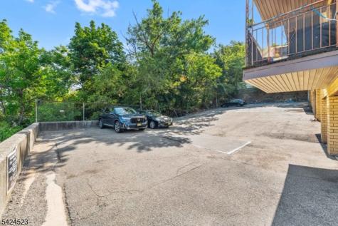 1616 74th Street North Bergen NJ 07047