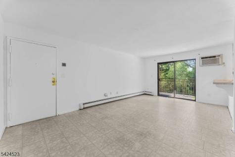 1616 74th Street North Bergen NJ 07047
