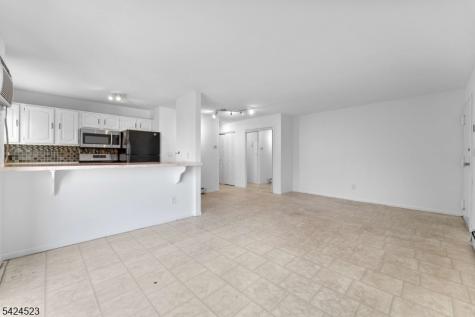 1616 74th Street North Bergen NJ 07047