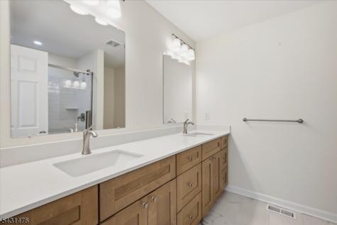 13 Encampment Drive Bedminster NJ 07921