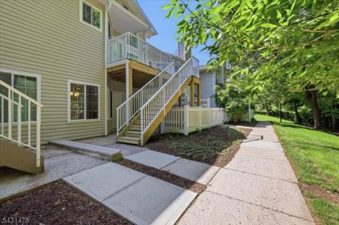 13 Encampment Drive Bedminster NJ 07921