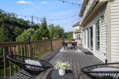 1048 Smith Manor Boulevard West Orange NJ 07052