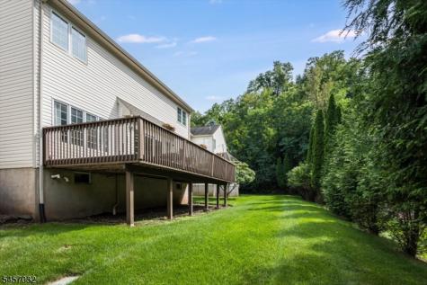 1048 Smith Manor Boulevard West Orange NJ 07052