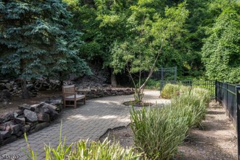 1048 Smith Manor Boulevard West Orange NJ 07052