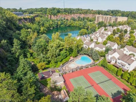 1048 Smith Manor Boulevard West Orange NJ 07052
