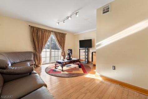 126 Amherst Street East Orange NJ 07018