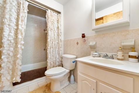 126 Amherst Street East Orange NJ 07018