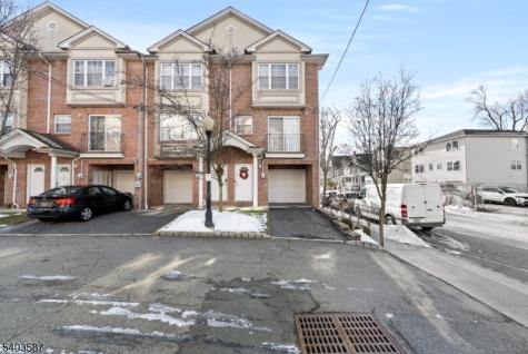 126 Amherst Street East Orange NJ 07018