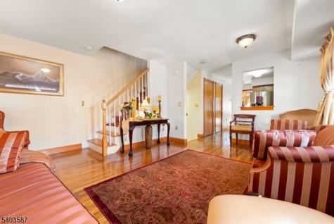 126 Amherst Street East Orange NJ 07018