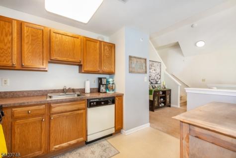 366 Cambridge Drive Butler NJ 07405