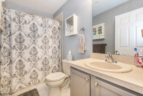 366 Cambridge Drive Butler NJ 07405
