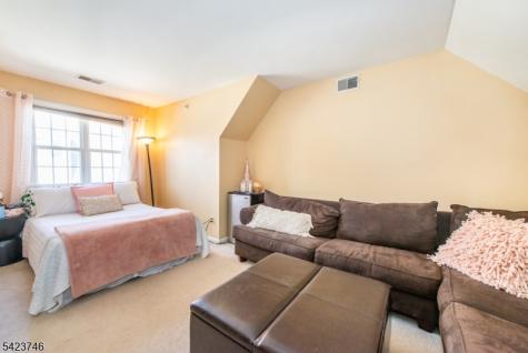 366 Cambridge Drive Butler NJ 07405