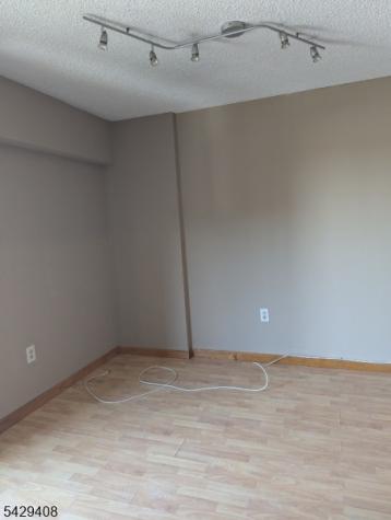 10 N Wood Avenue Linden NJ 07036