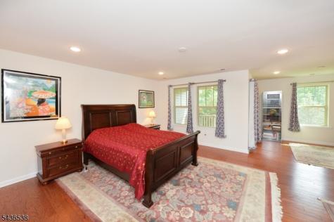 27 Winfield Drive Woodcliff Lake NJ 07677