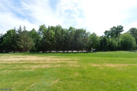 27 Winfield Drive Woodcliff Lake NJ 07677