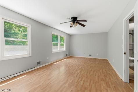 6 Carriage Lane Sparta NJ 07871