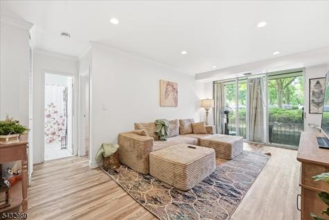 456 River Road Nutley NJ 07110