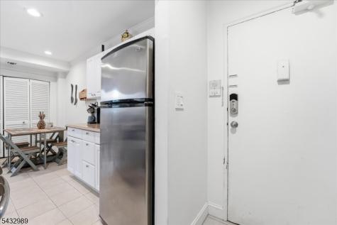 456 River Road Nutley NJ 07110